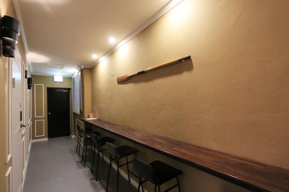 Blueboat Hostel Гиеонгджу Екстериор снимка