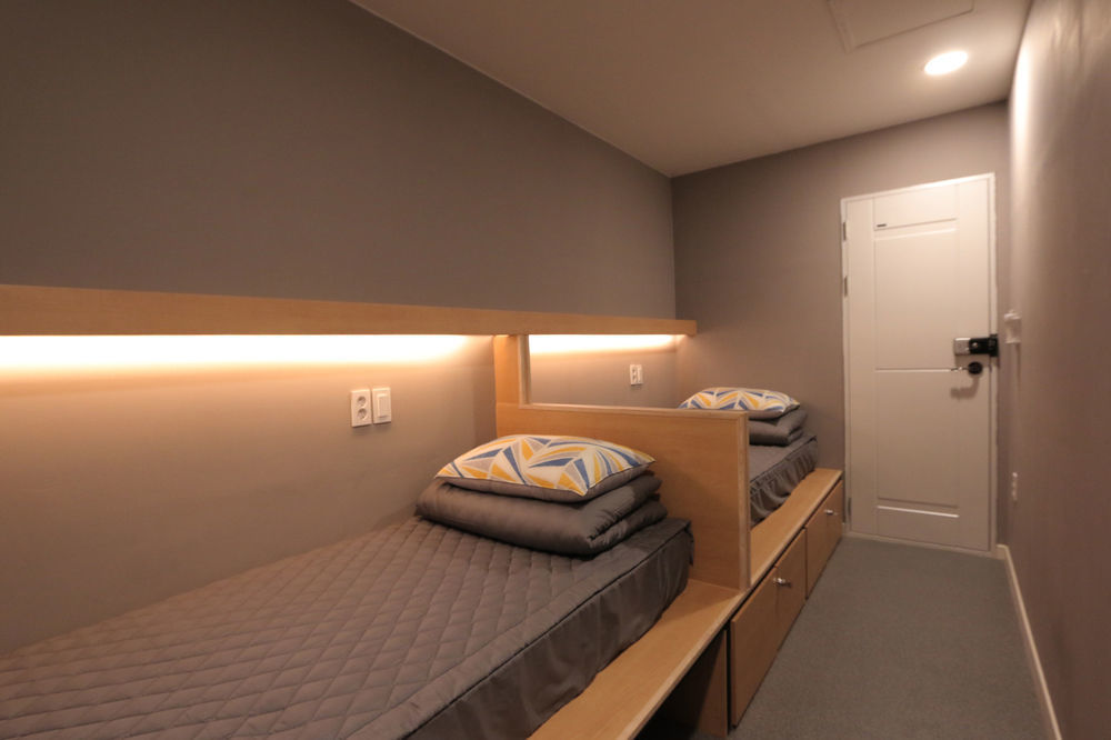 Blueboat Hostel Гиеонгджу Екстериор снимка